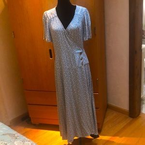 Los Angeles Atelier size 12 printed wrap midi dress. Periwinkle Blue